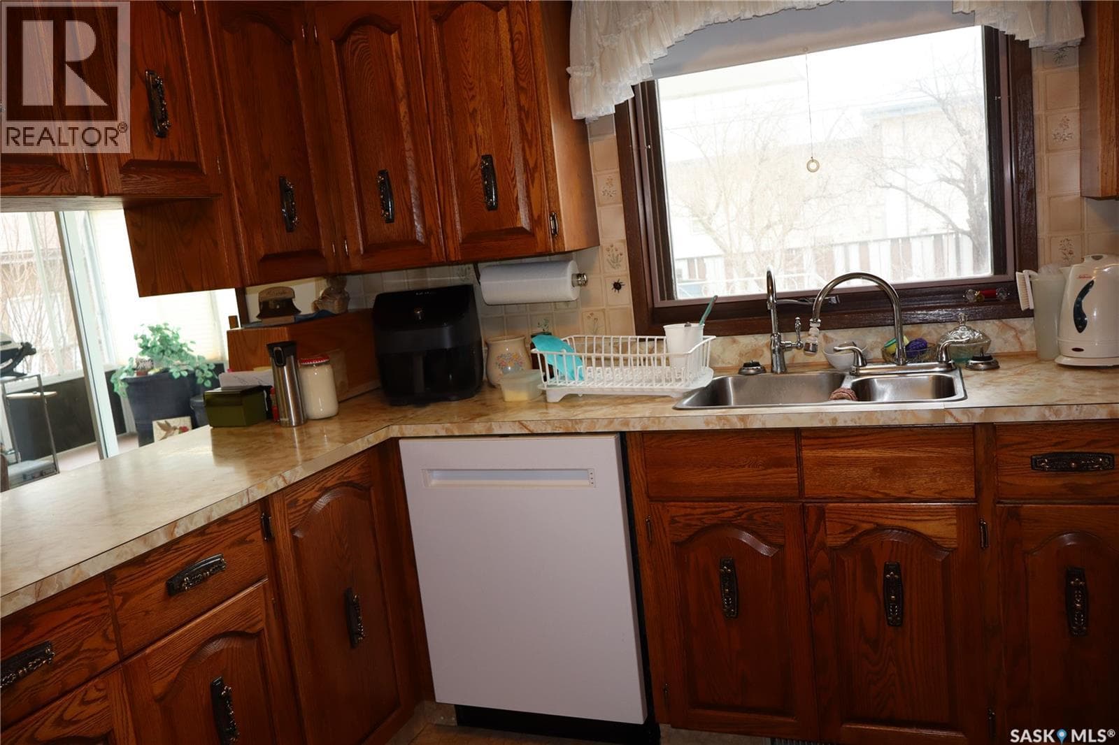 105 Magnan STREET — photo 5
