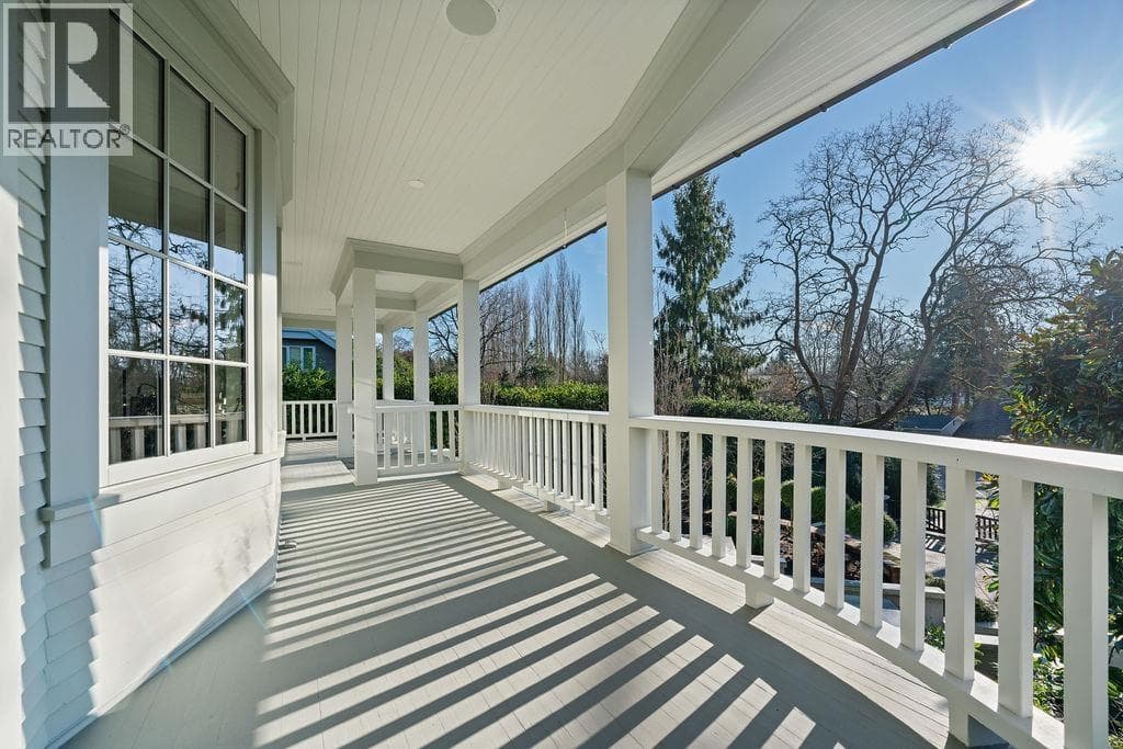 6476 BLENHEIM STREET photo 3