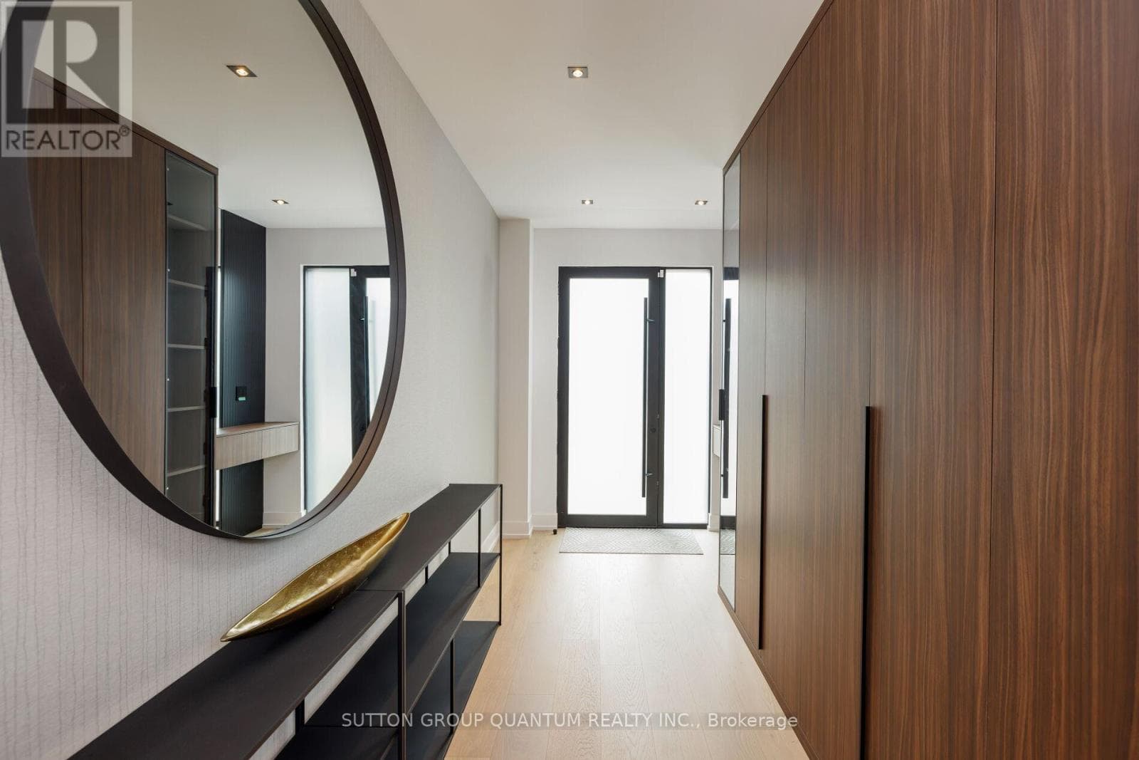 20A BROADVIEW AVENUE photo 2