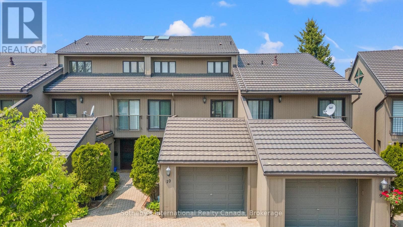 10 - 8 BECK BOULEVARD photo 2
