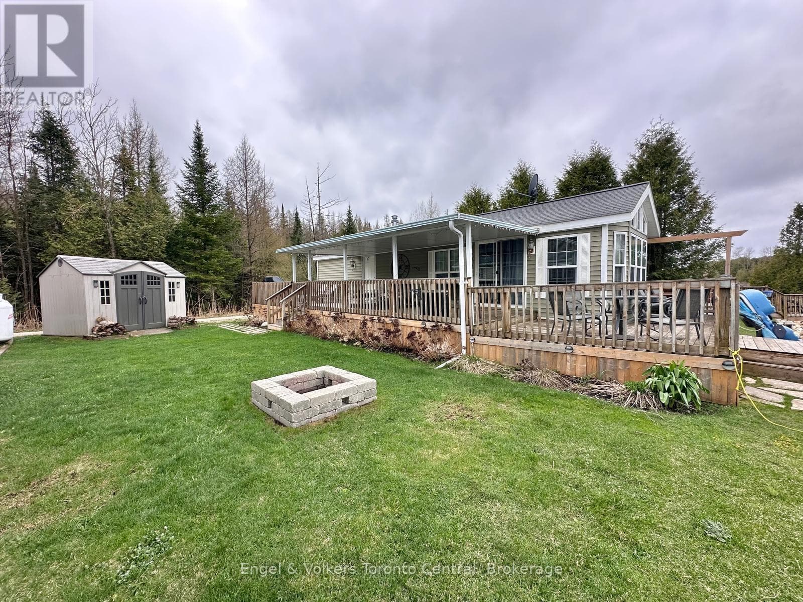 2 bed 1 bath single family at T106 - 7489 SIDEROAD 5 E — $122,000