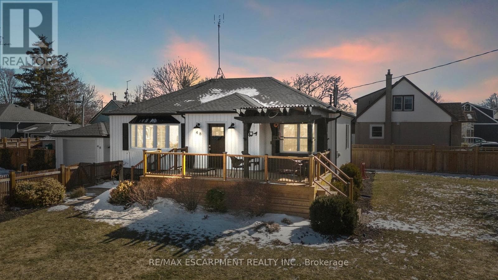 48 WINDSOR ROAD photo 2