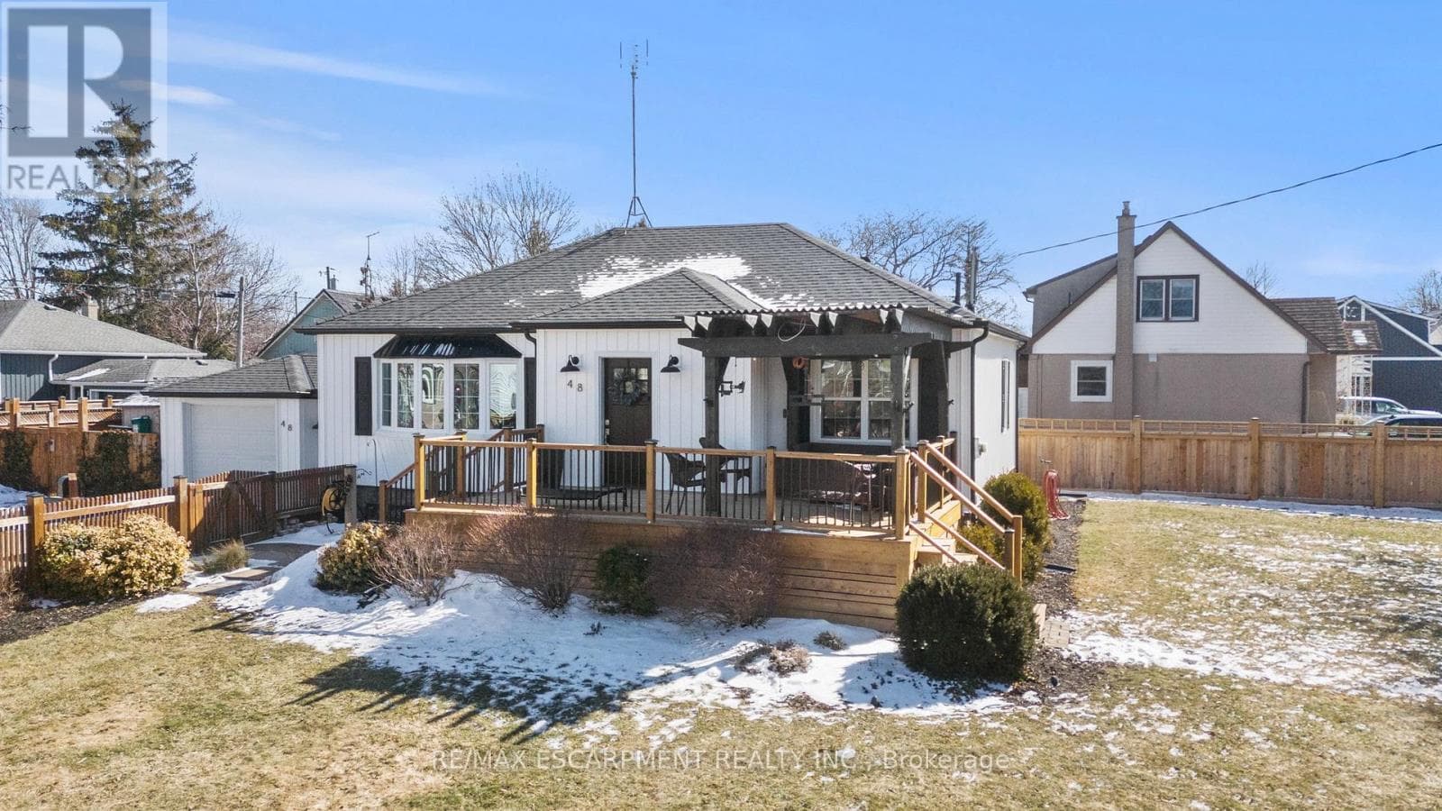 48 WINDSOR ROAD photo 3