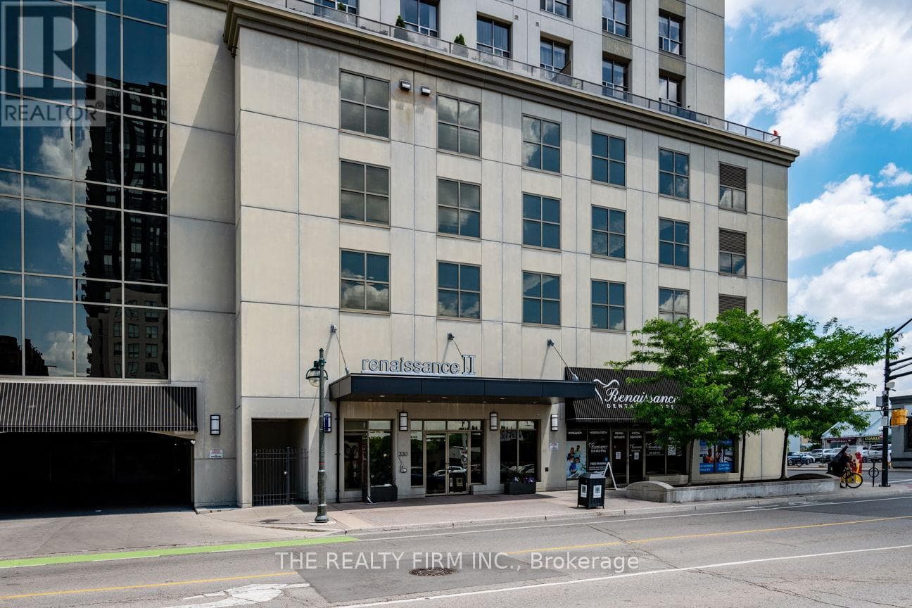 2 bed 2 bath single family at 1708 - 330 RIDOUT STREET N — $709,000