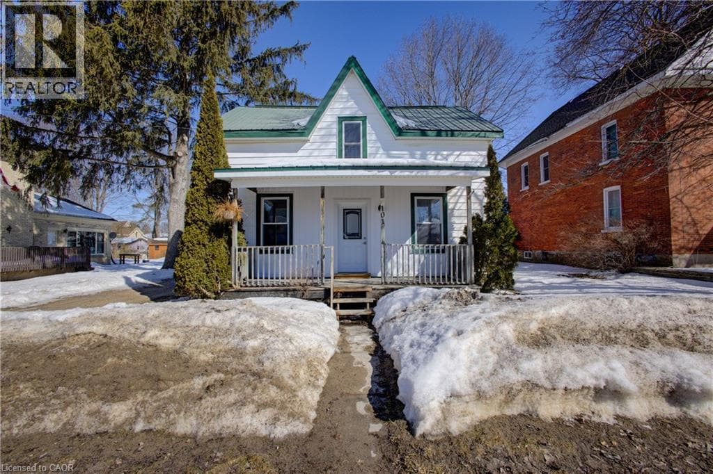 4 bed 2 bath single family at 101 JOHN Street E — $479,000