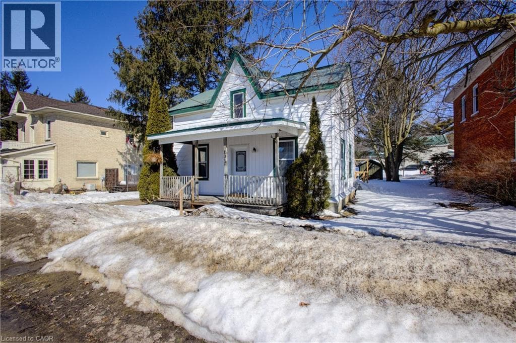 101 JOHN Street E photo 3