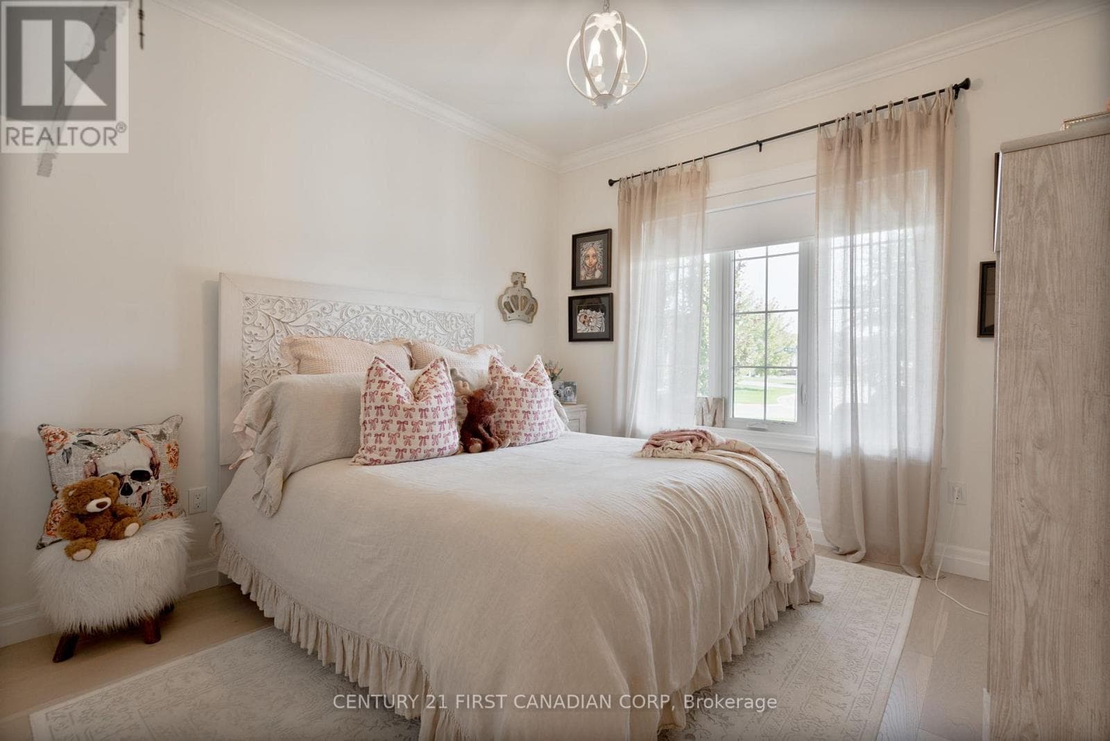 161 COLLINS WAY photo 5