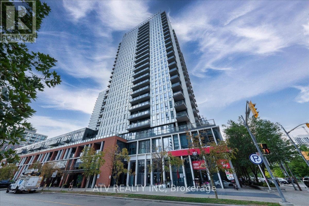 1 bed 1 bath single family at 1113 - 170 SUMACH STREET — $459,000