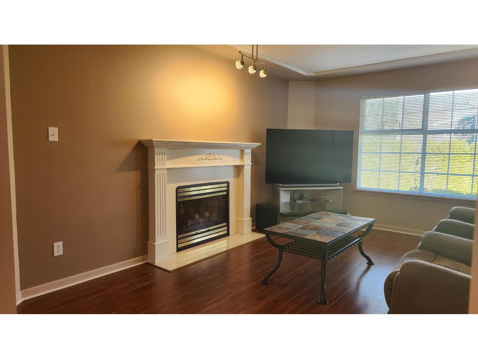 30 9168 FLEETWOOD WAY photo 3