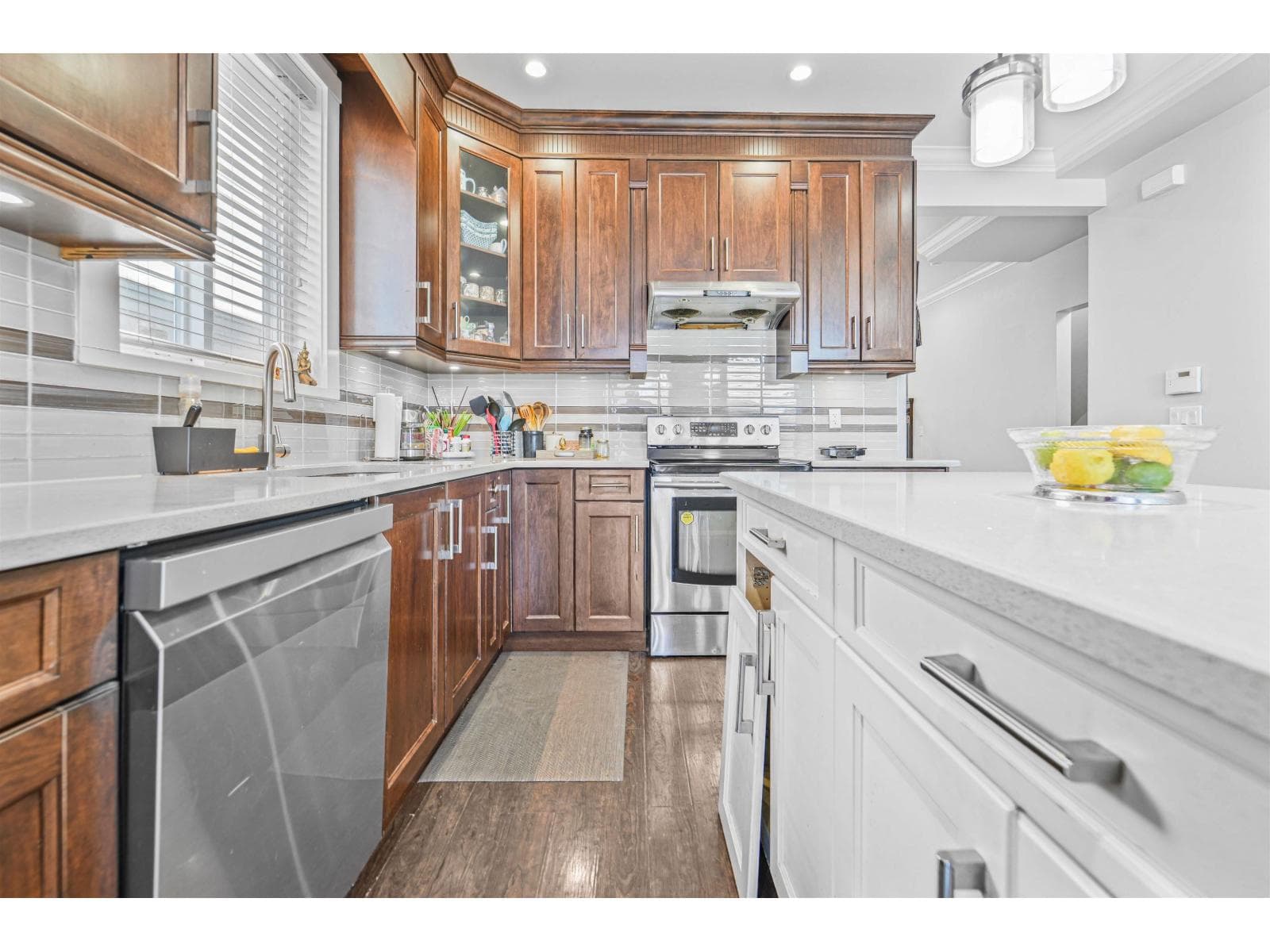 21065 80 AVENUE photo 3