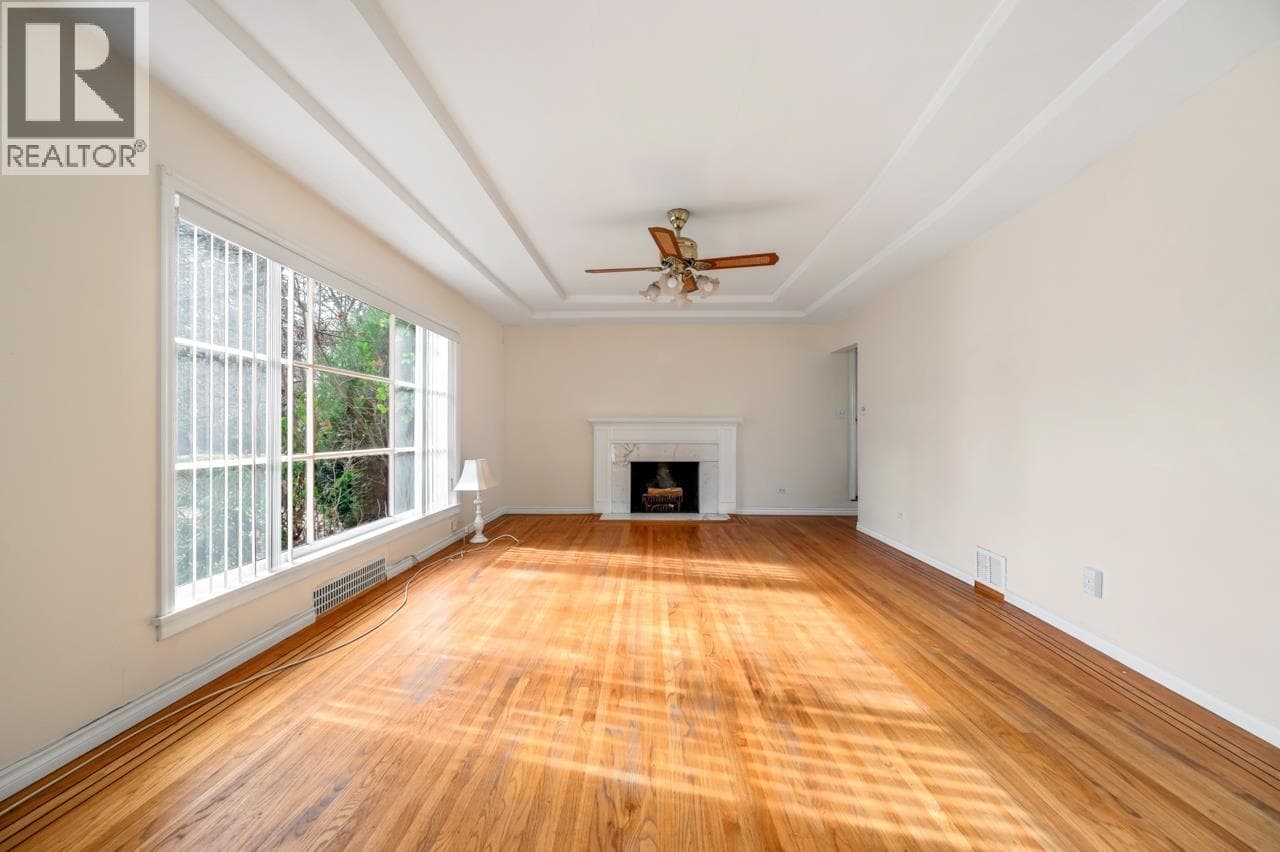 1441 W 49TH AVENUE photo 3