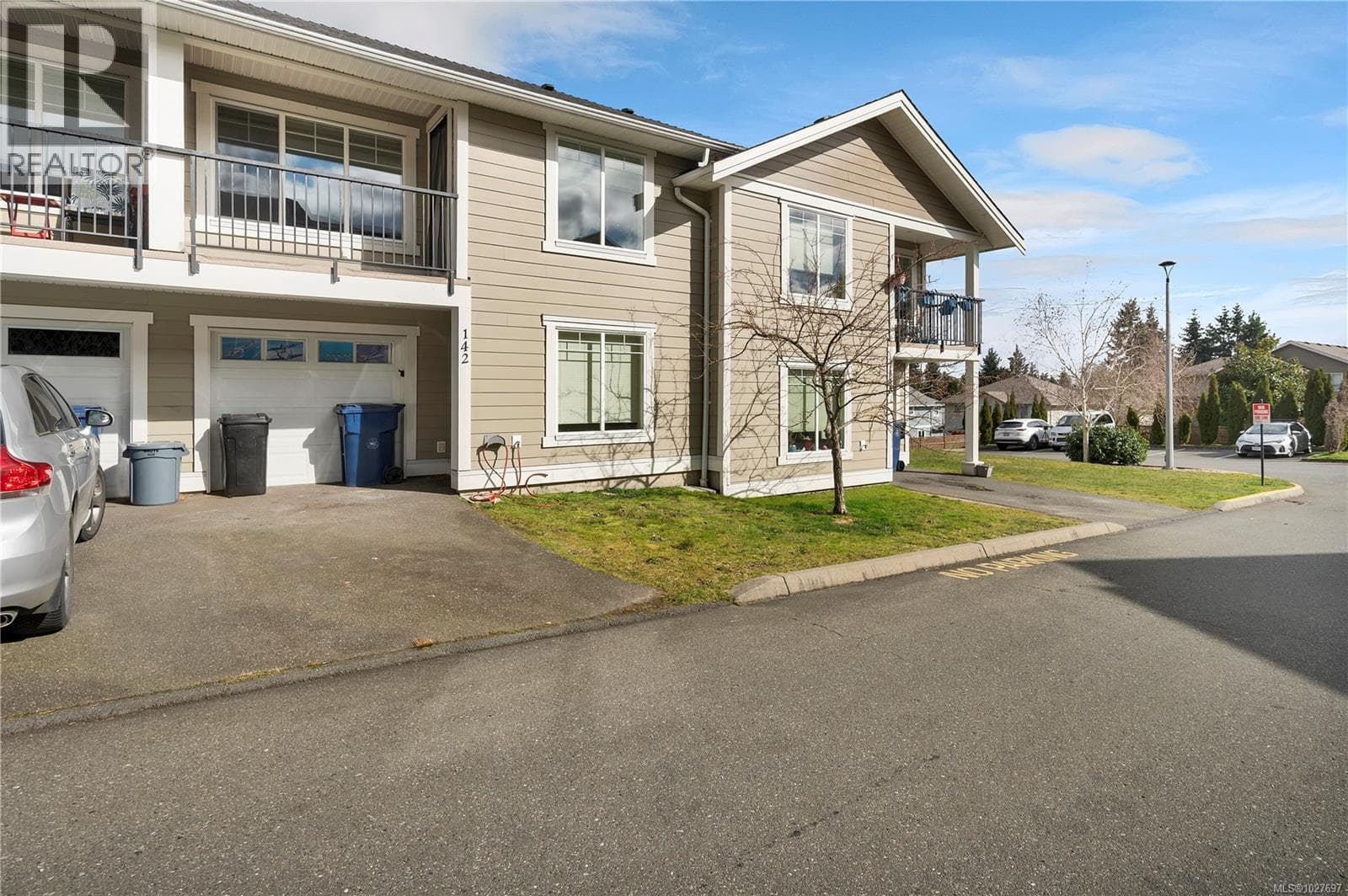 3 bed 2 bath single family at 142 701 Hilchey Rd — $508,000