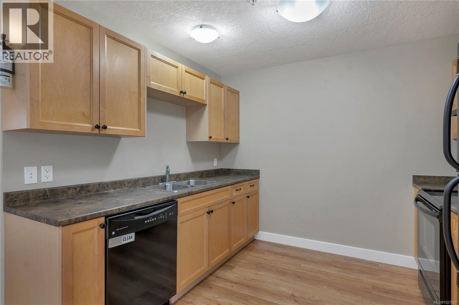 142 701 Hilchey Rd photo 5