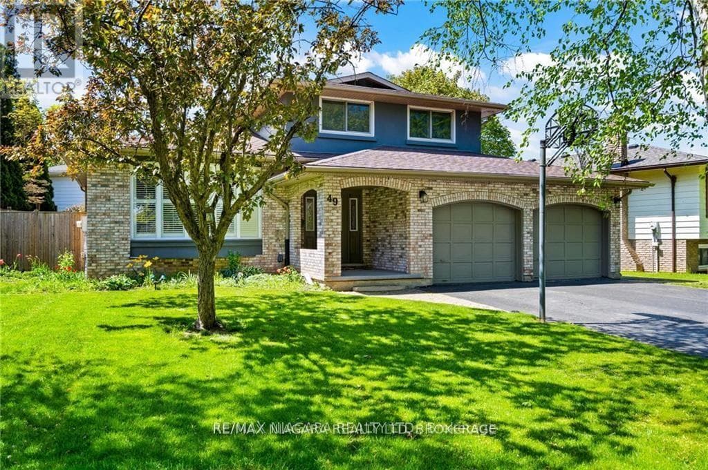 4 bed 3 bath single family at 49 ROYAL OAK DRIVE — $825,000