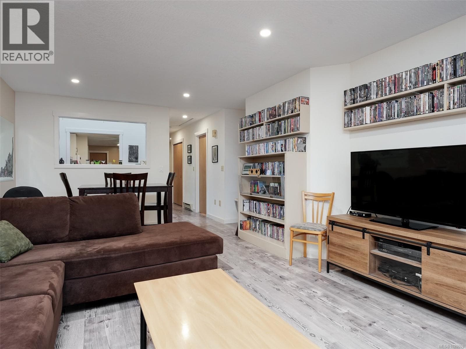 65 4125 Interurban Rd photo 2