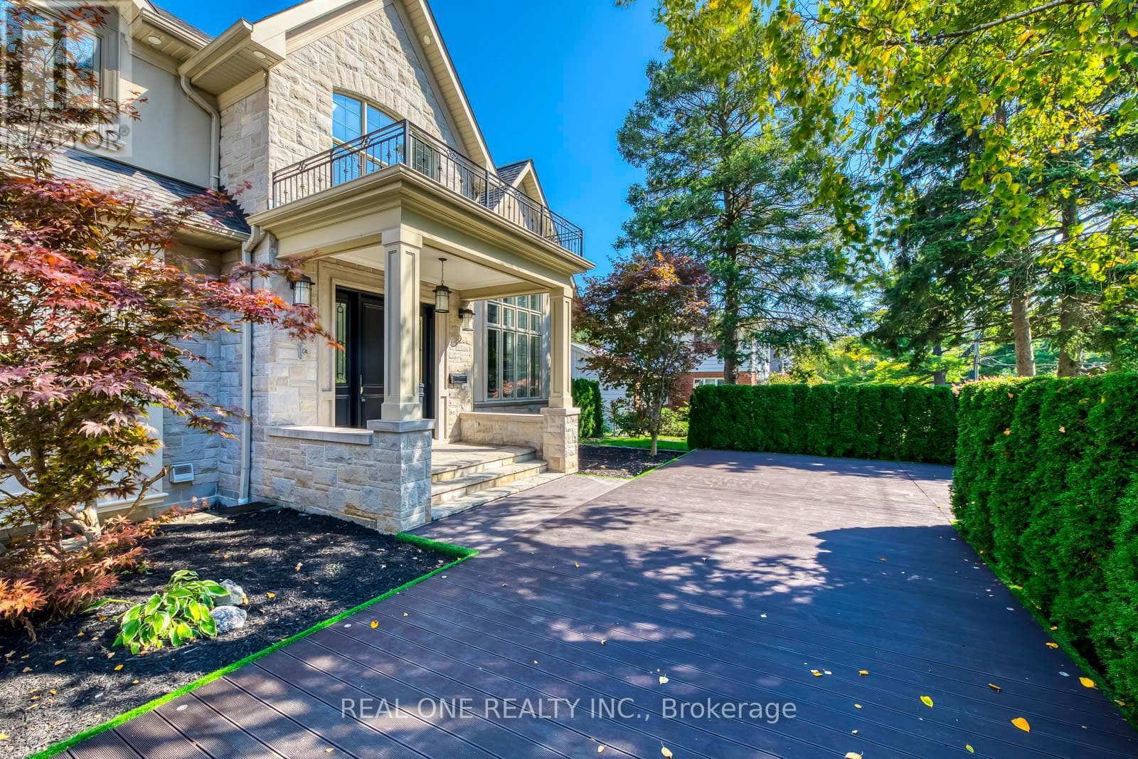 767 PARKLAND AVENUE photo 5