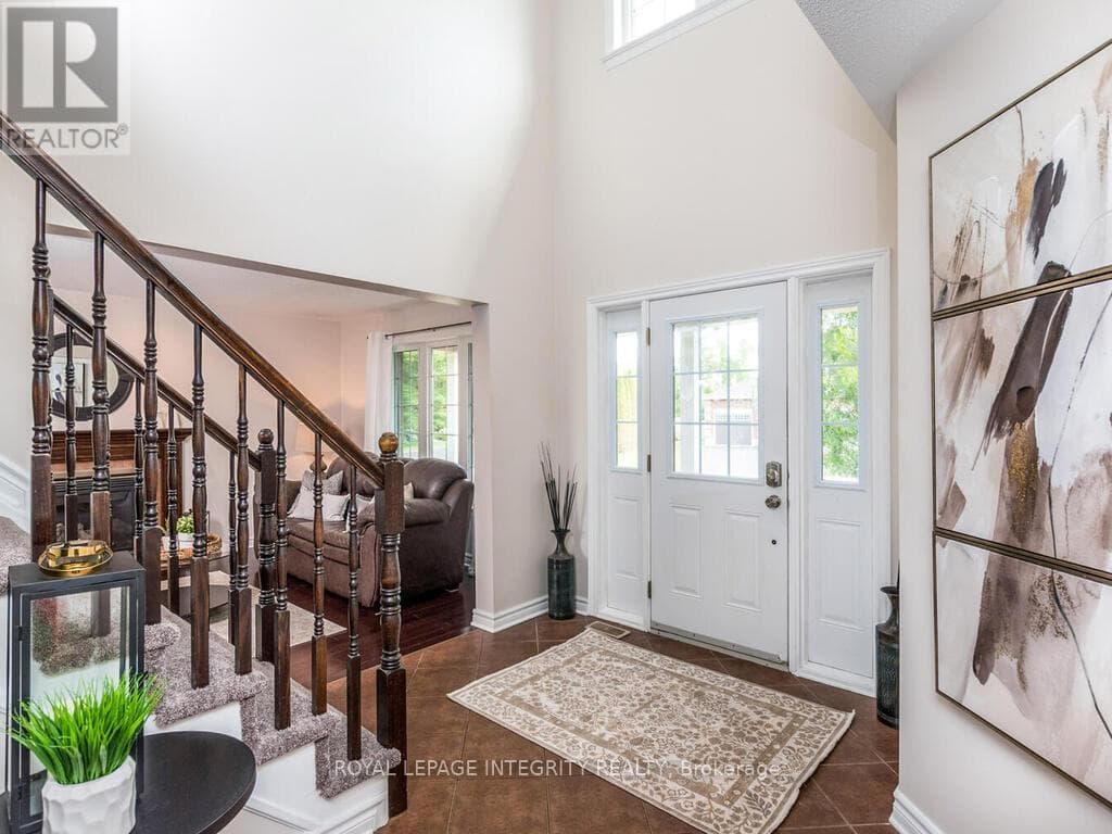 111 COMBA DRIVE photo 2