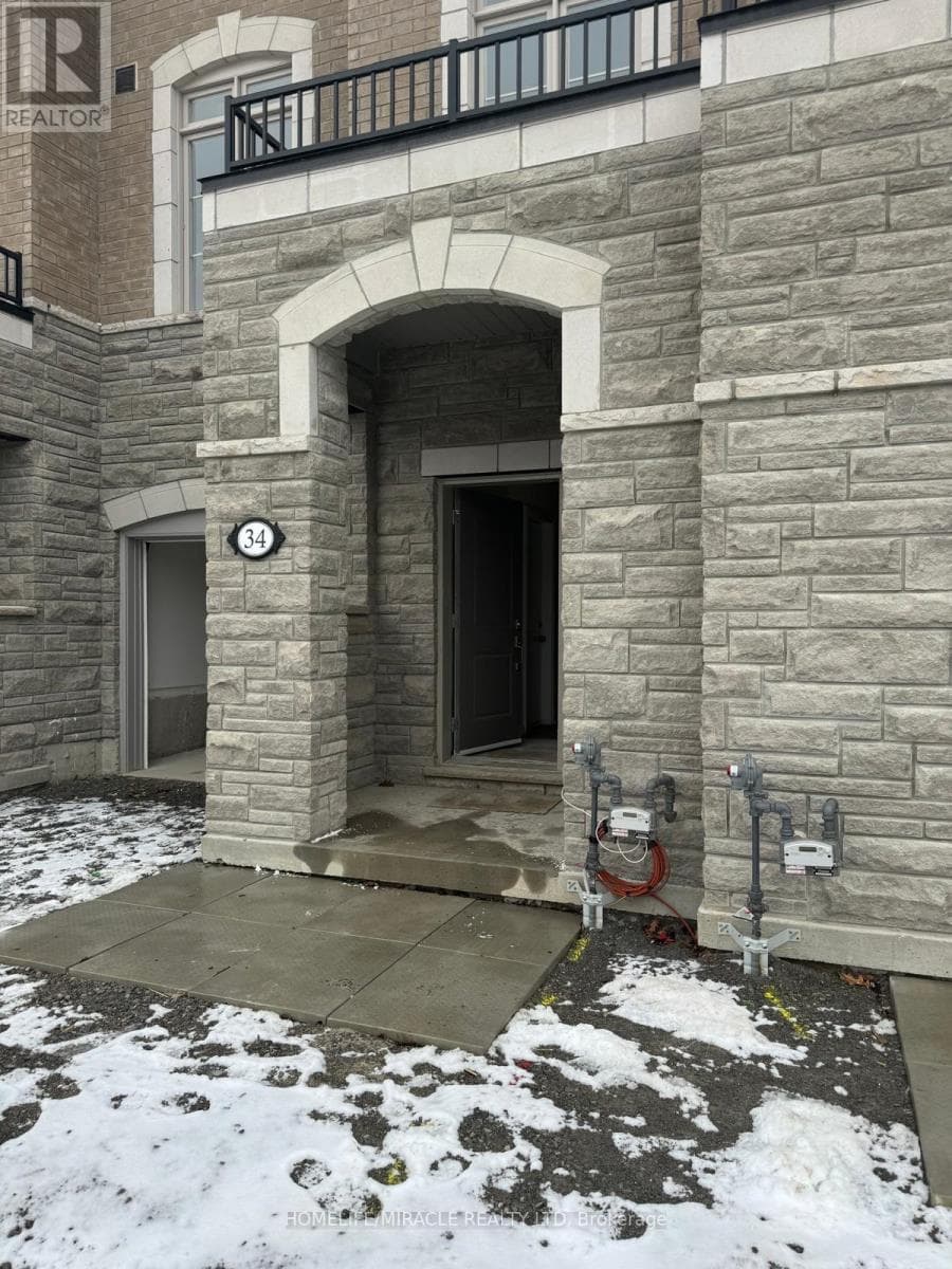 4 bed 4 bath single family at 34 COOTE COURT — $899,999