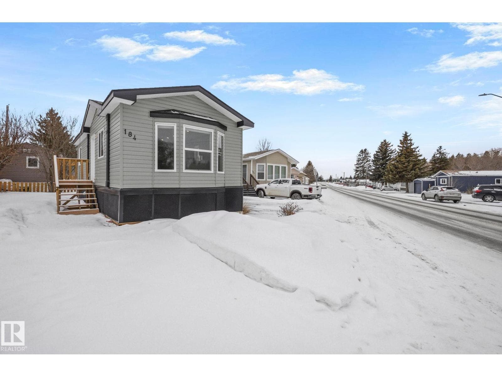 184 305 Calahoo RD — photo 2