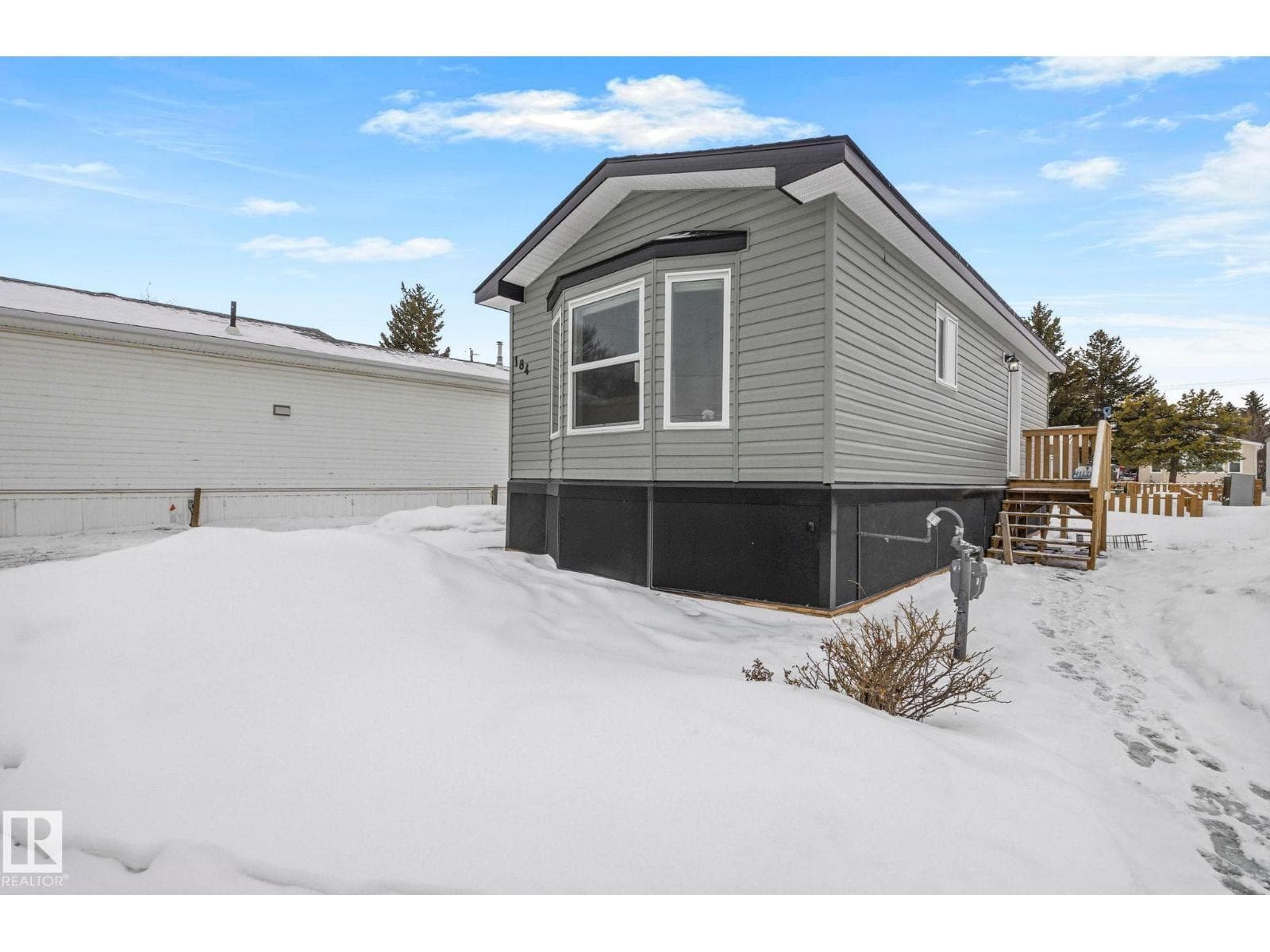 184 305 Calahoo RD — photo 4