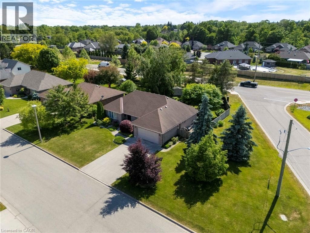 1 RAVINE Court photo 3