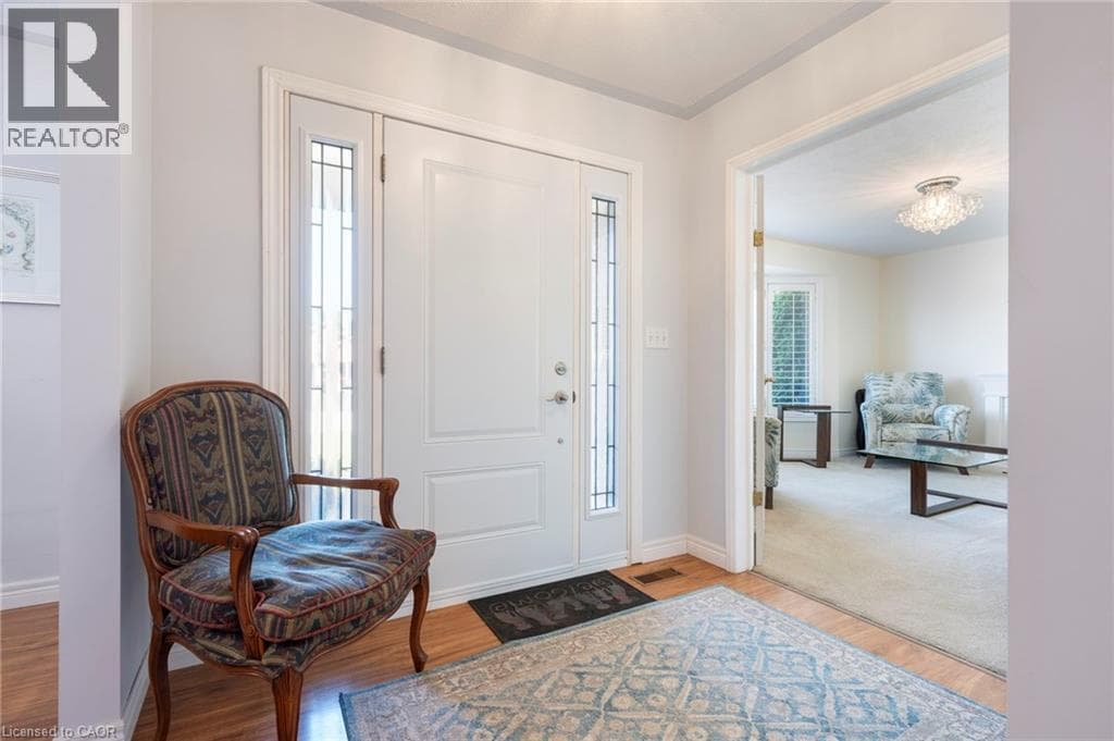 1 RAVINE Court photo 4