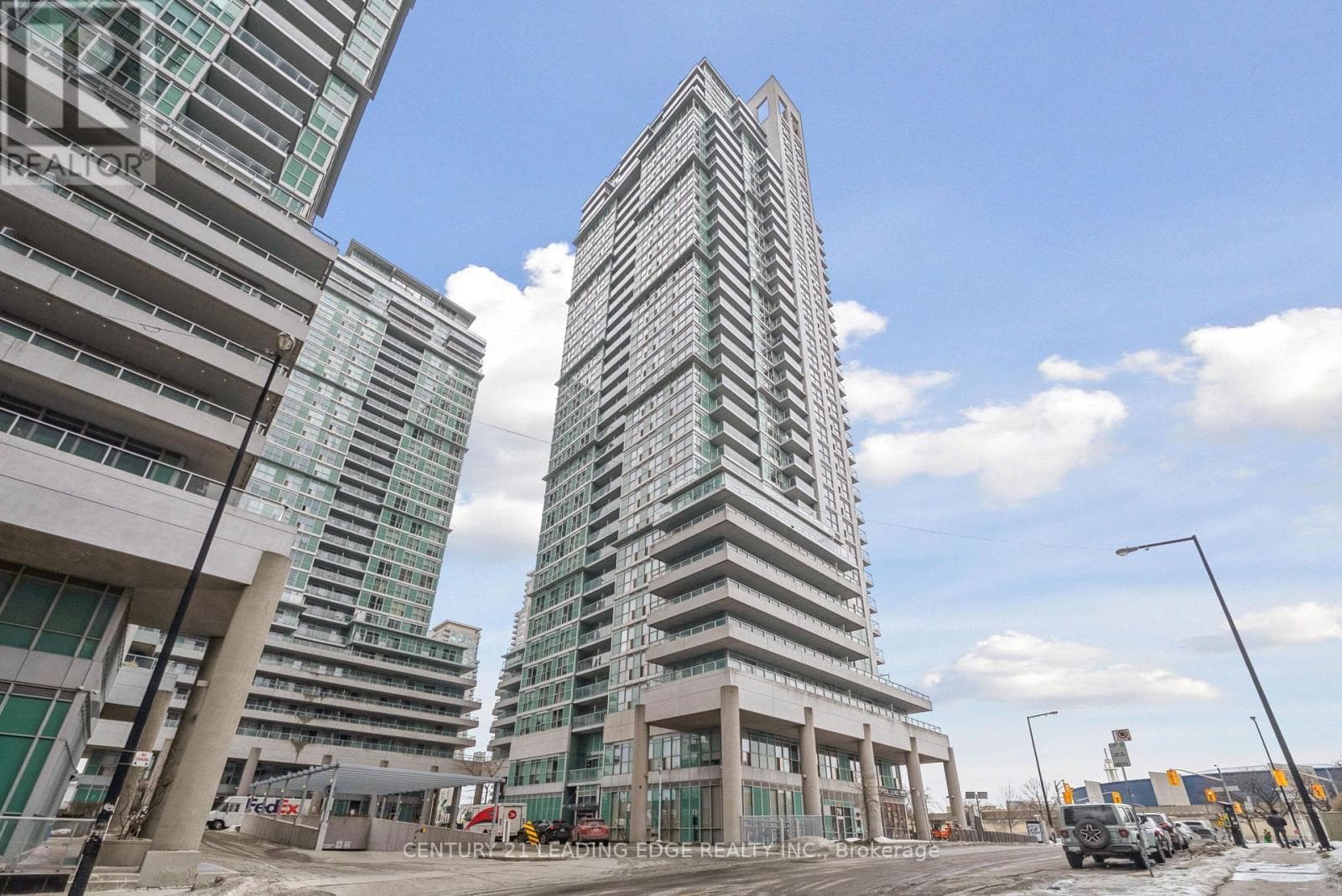2 bed 1 bath single family at 1103 - 70 TOWN CENTRE COURT — $439,900
