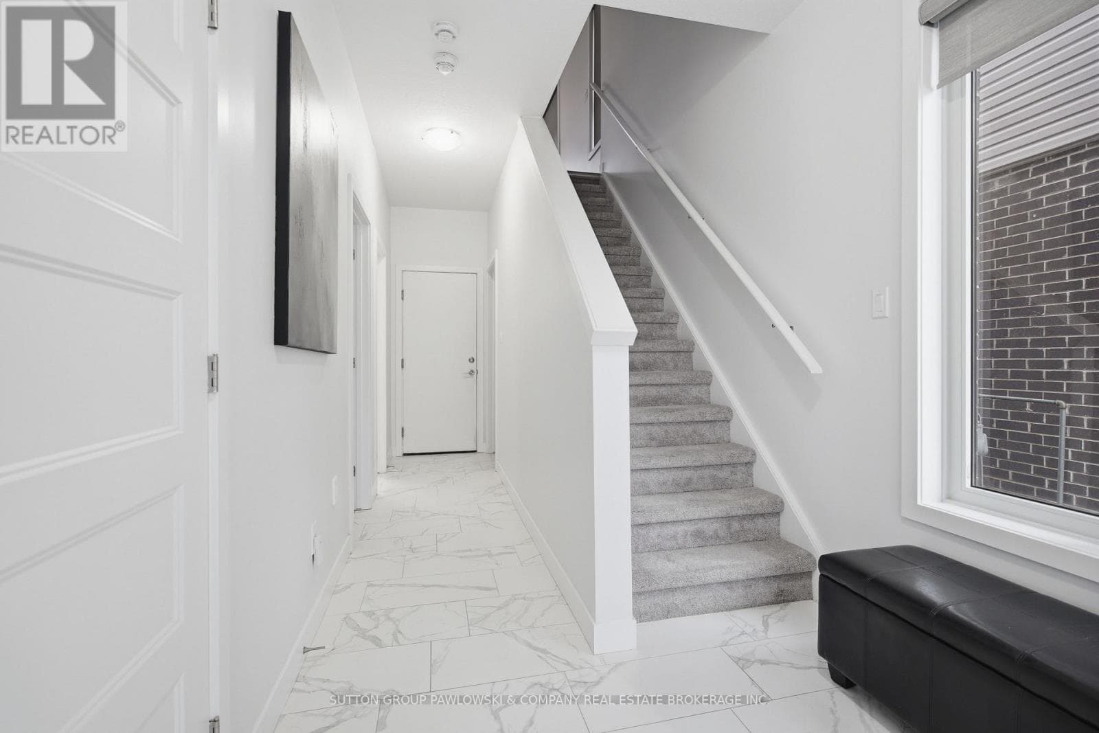 26 - 3380 SINGLETON AVENUE photo 3