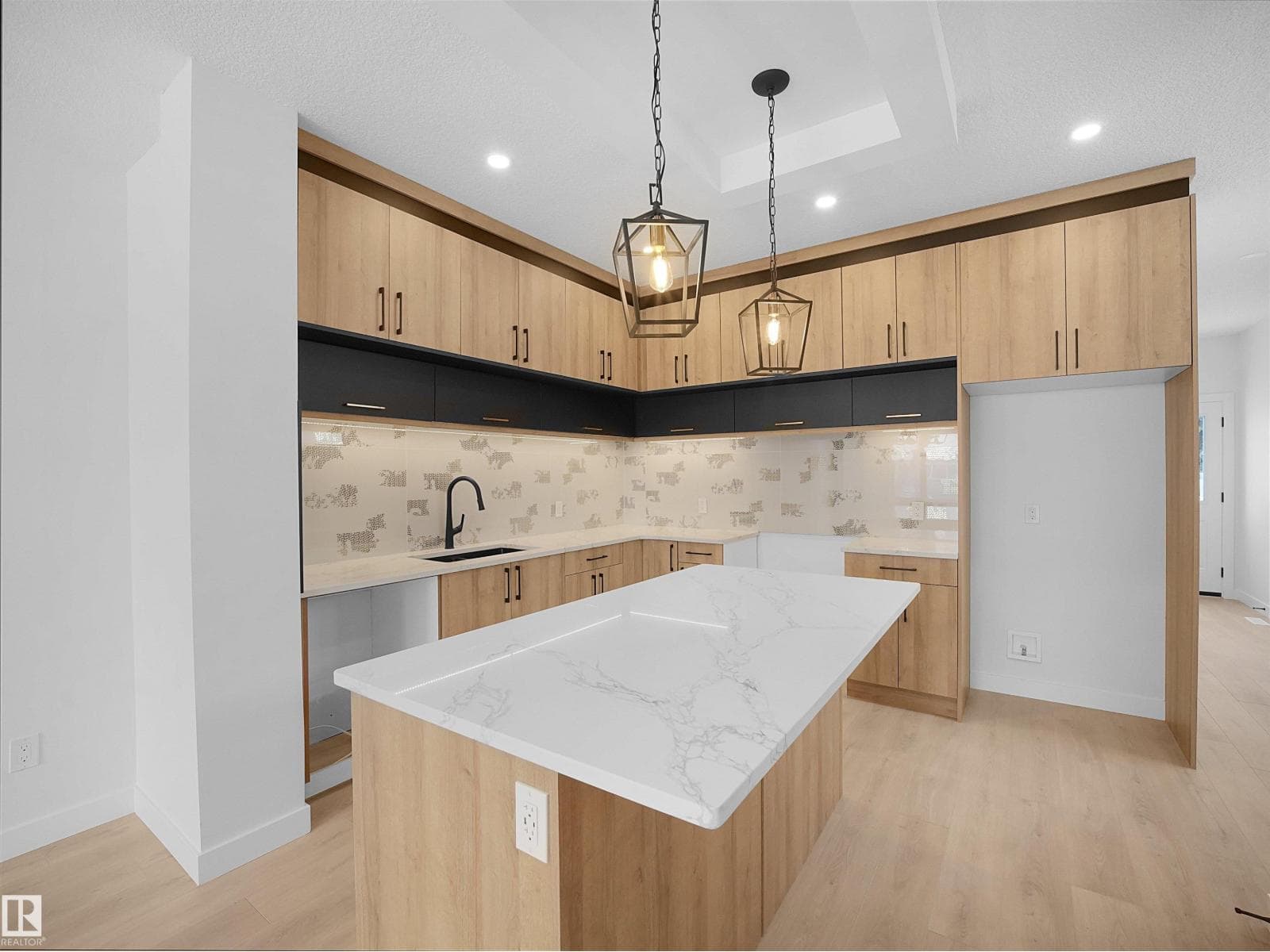 6 bed 4 bath single family at 10946 62 AV NW — $659,000