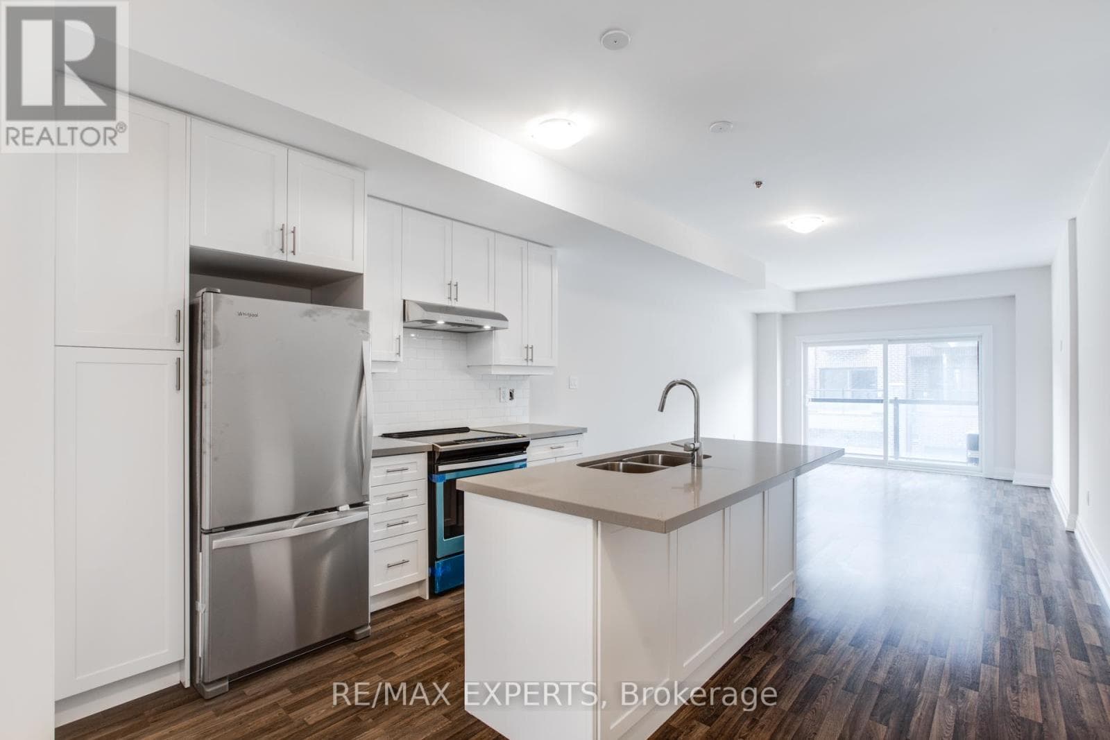 57 CREEKBANK ROAD photo 4