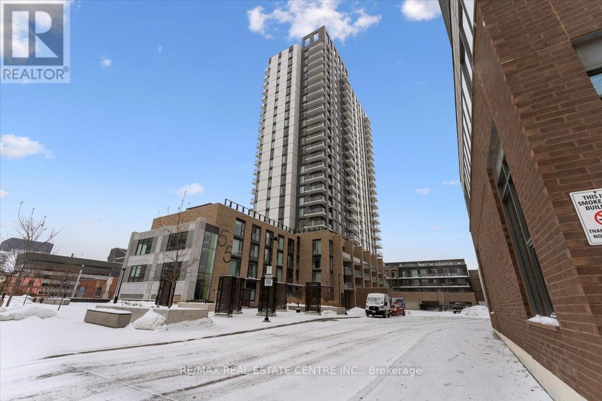 1 bed 1 bath single family at 1106 - 55 DUKE STREET W — $299,000