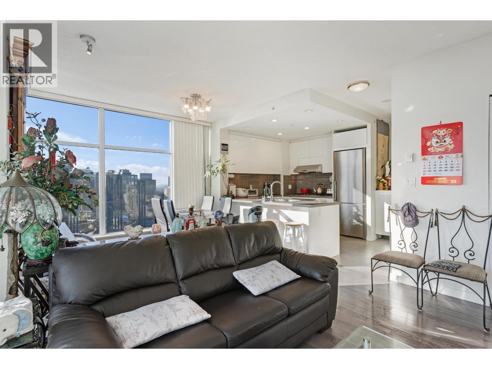 3806 4880 BENNETT STREET photo 3