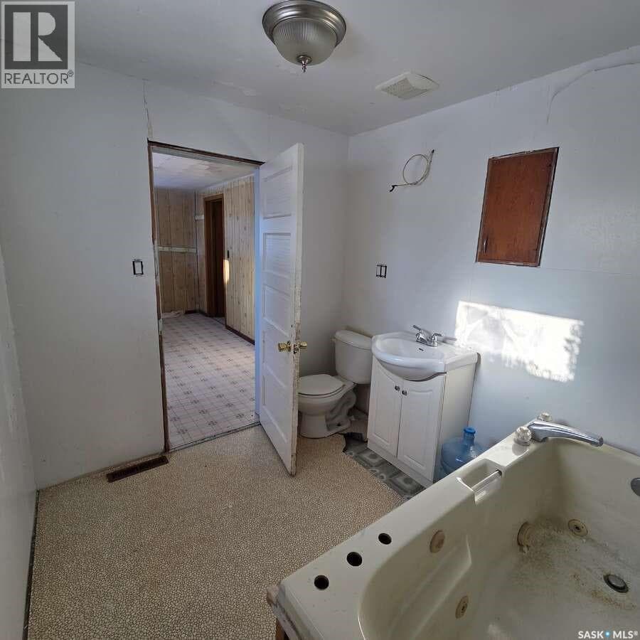 128 Railway AVENUE — photo 5