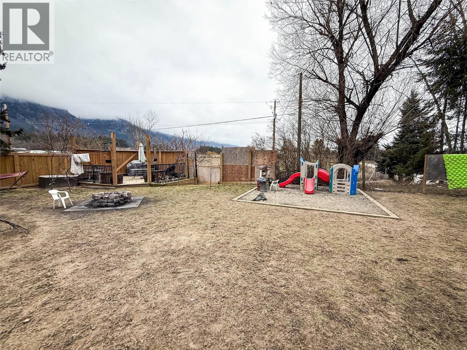 4114 51st Street photo 3
