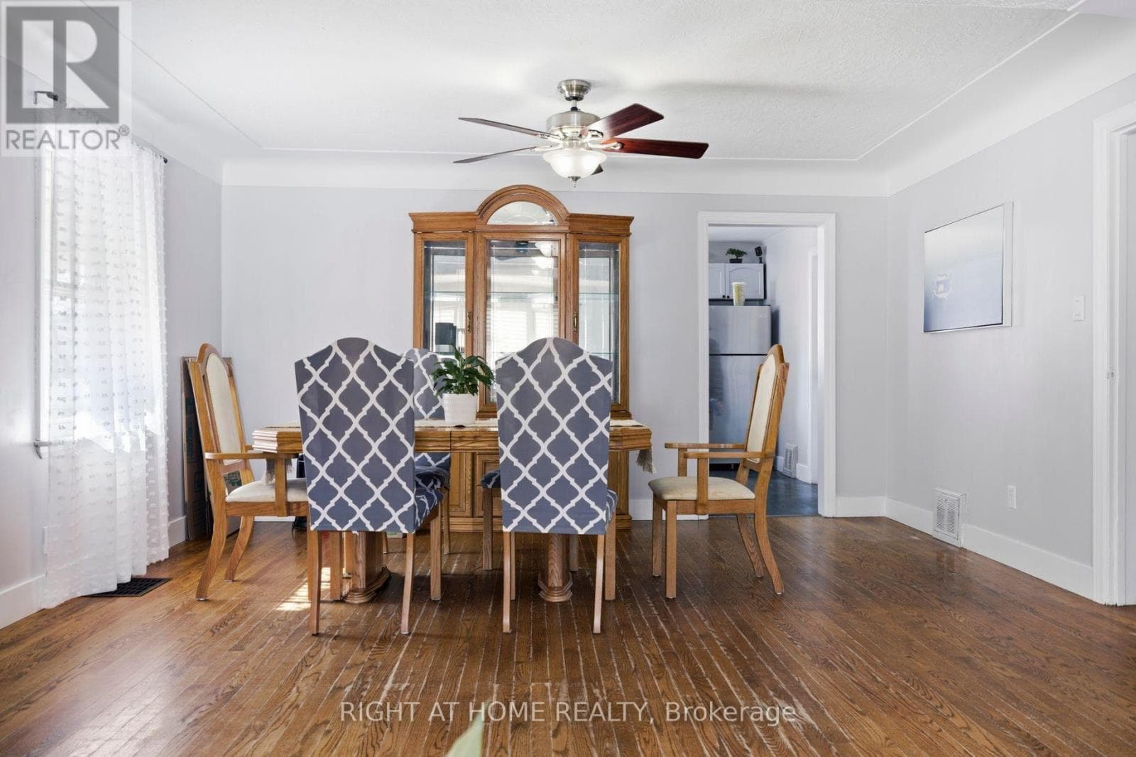 151 HALE STREET photo 5