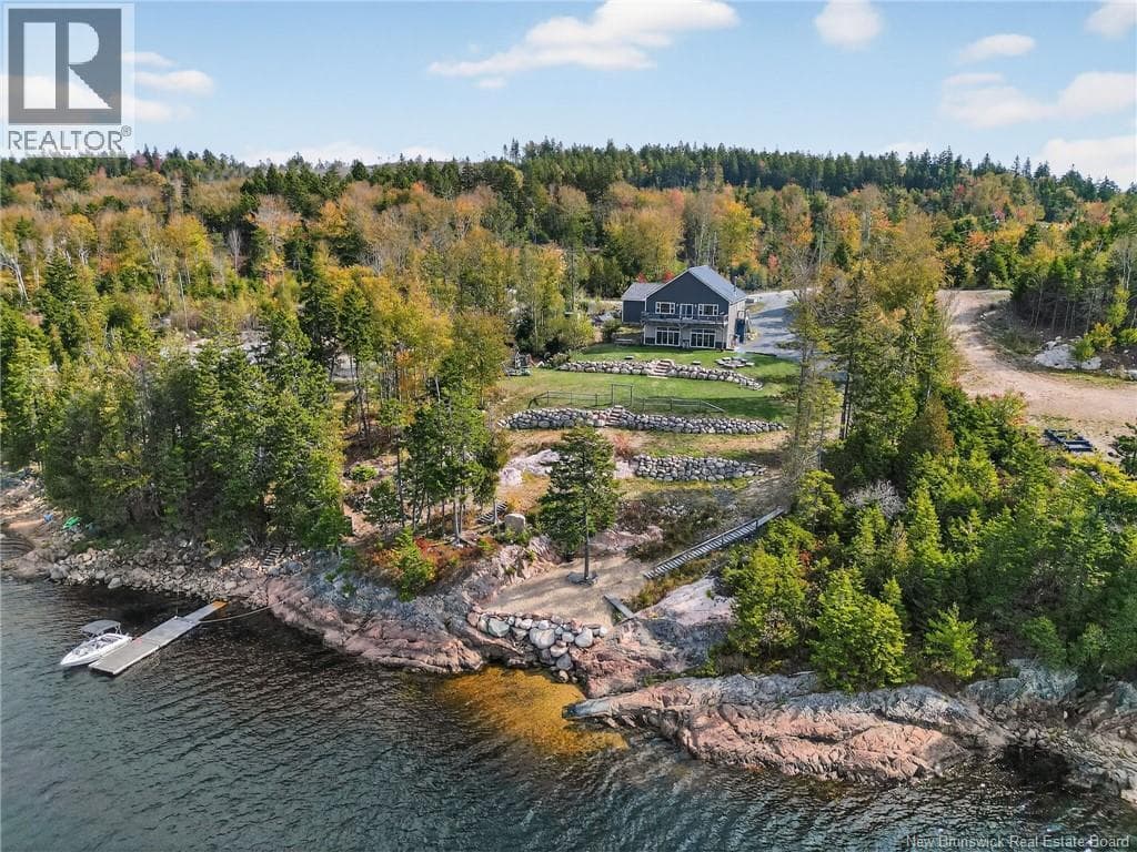 3 bed 3 bath single family at 61 Bluff Road — $795,000