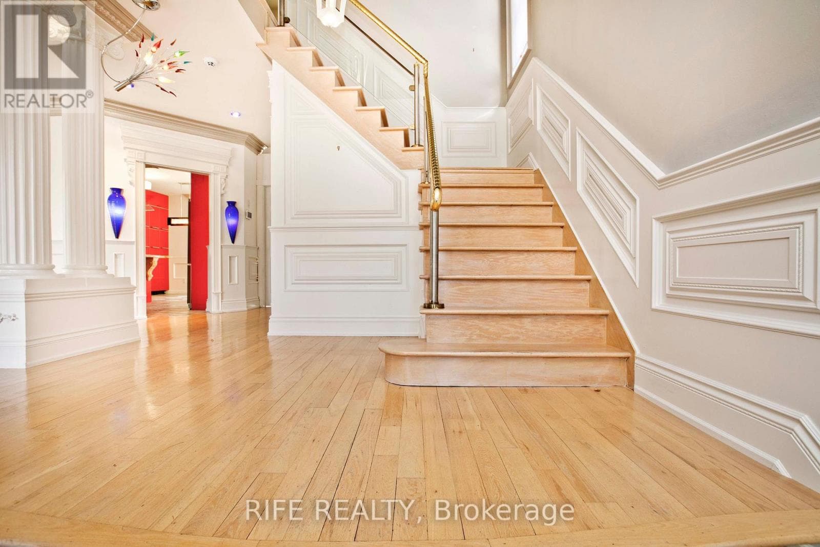 573 OLD ORCHARD GROVE photo 2