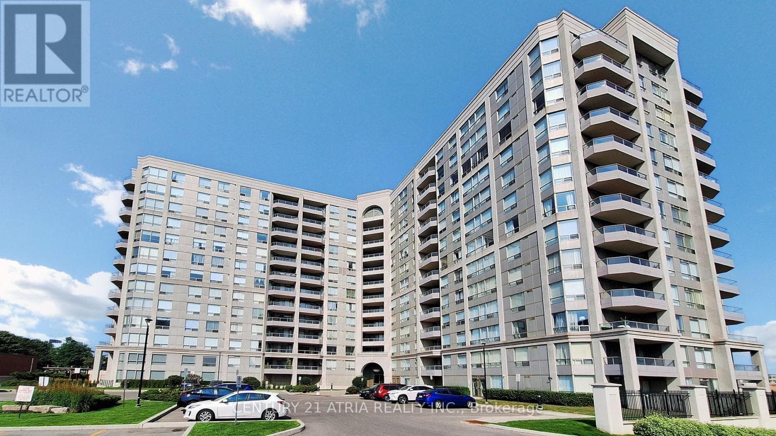 2 bed 1 bath single family at 719 - 9015 LESLIE STREET — $468,000