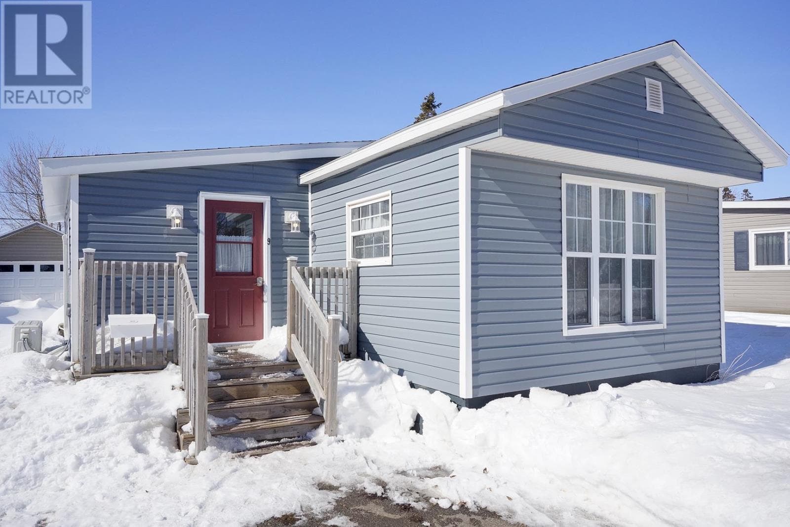2 bed 1 bath single family at 9 Linkletter Estates — $165,000