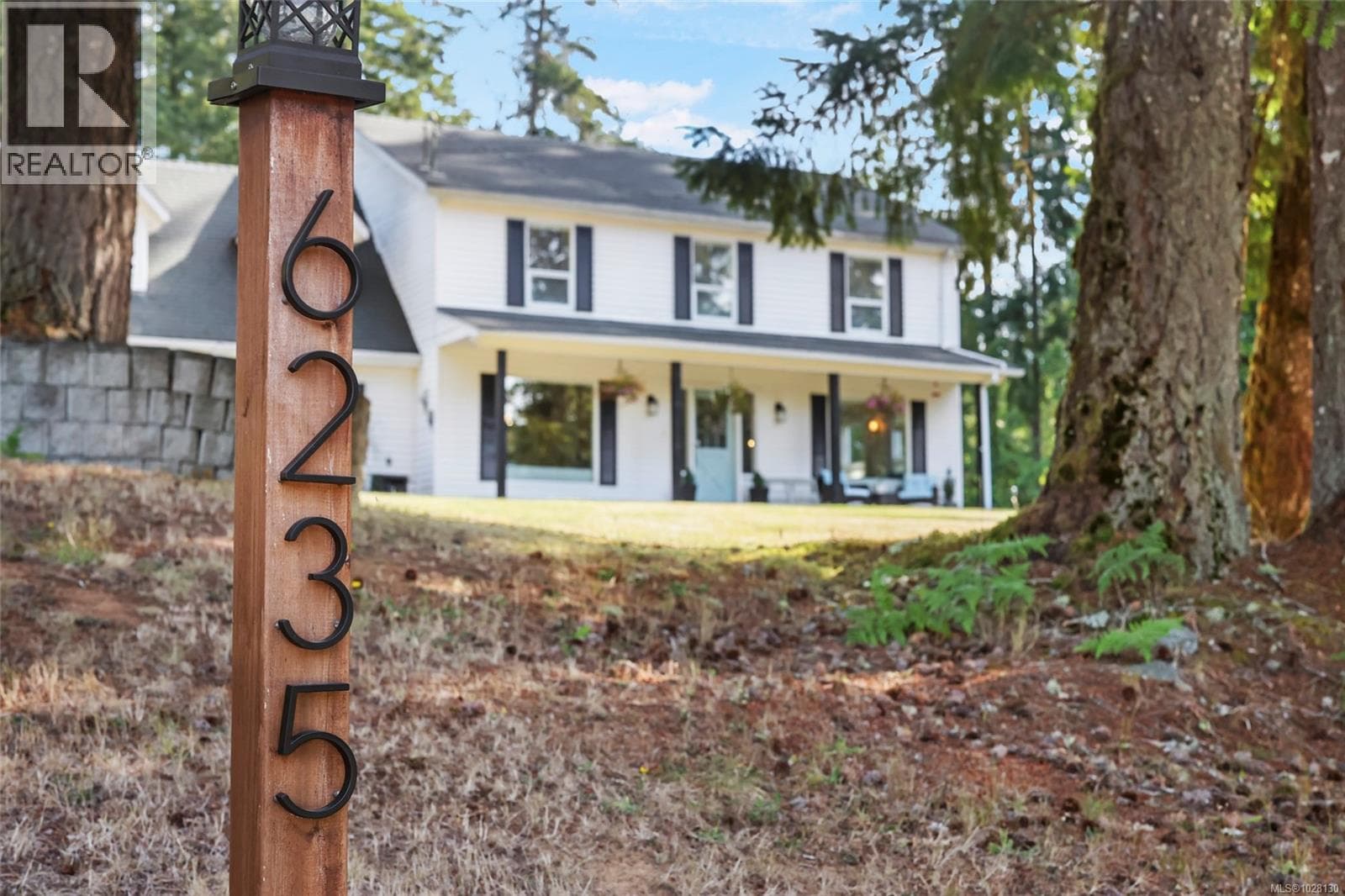 6235 Karen Pl photo 3