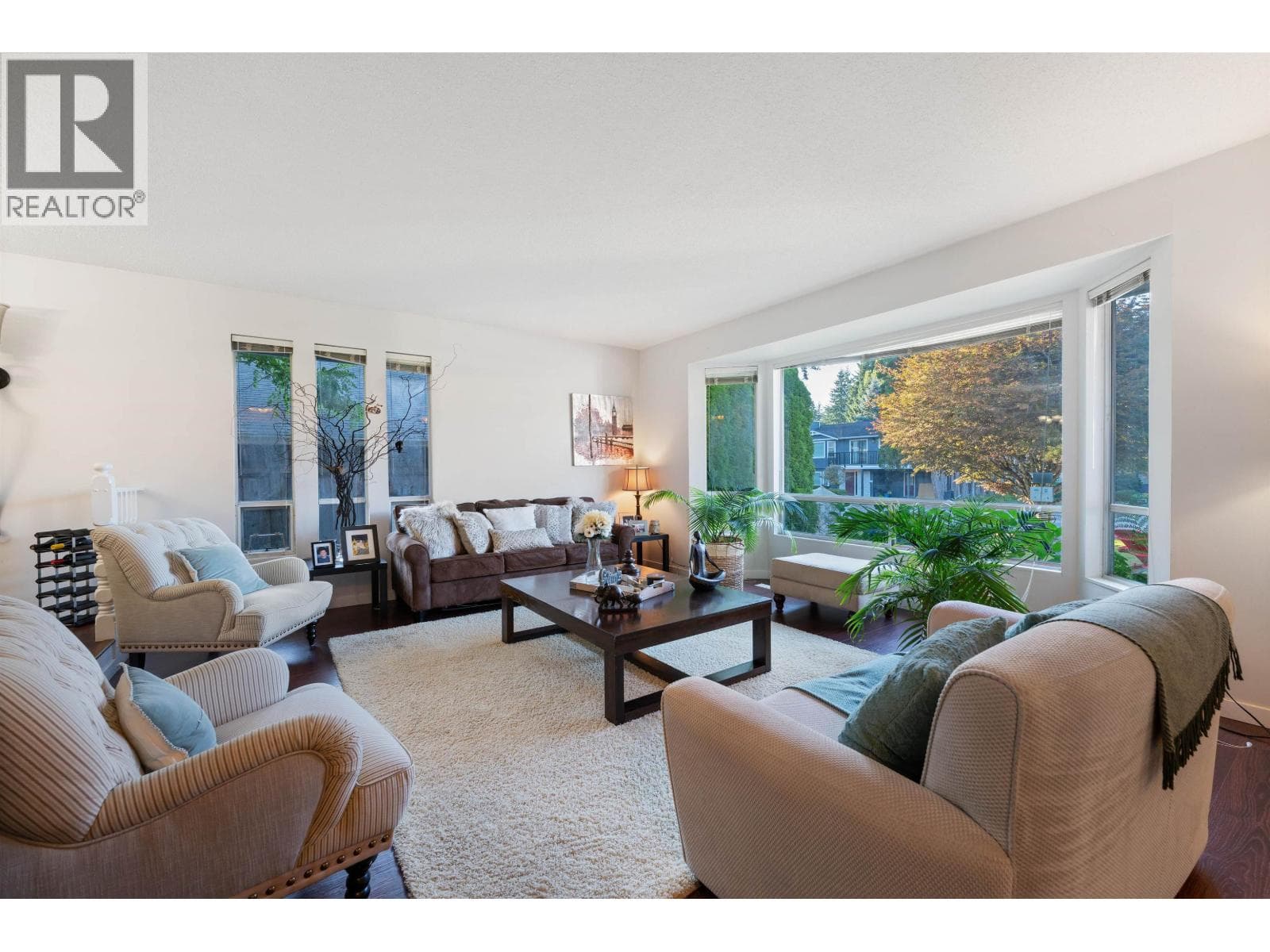 21034 BARKER AVENUE photo 4
