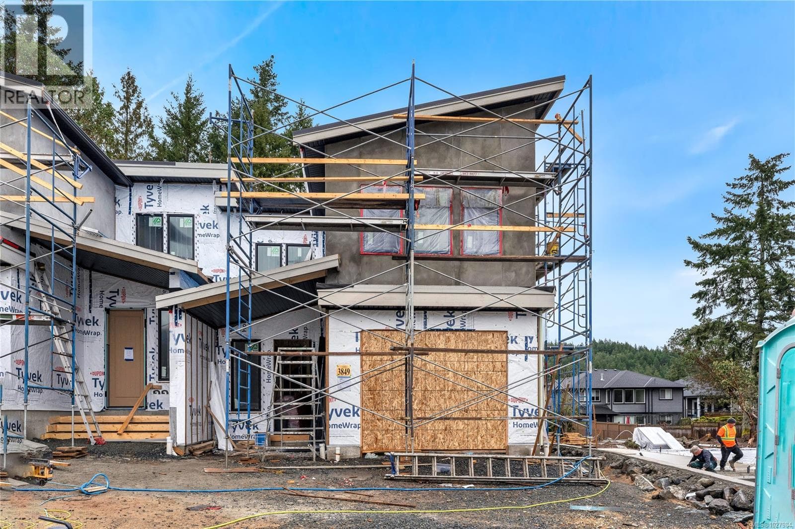 3849 Olympian Way photo 2