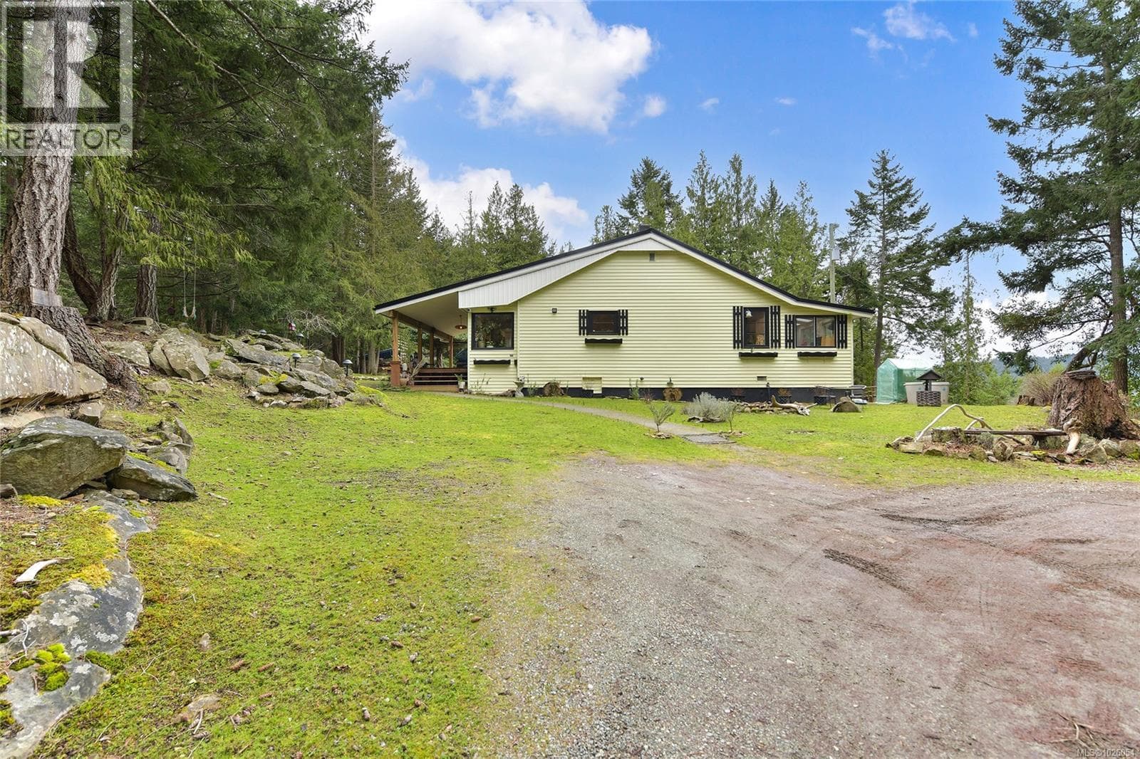 370 Campbell Bay Rd photo 5