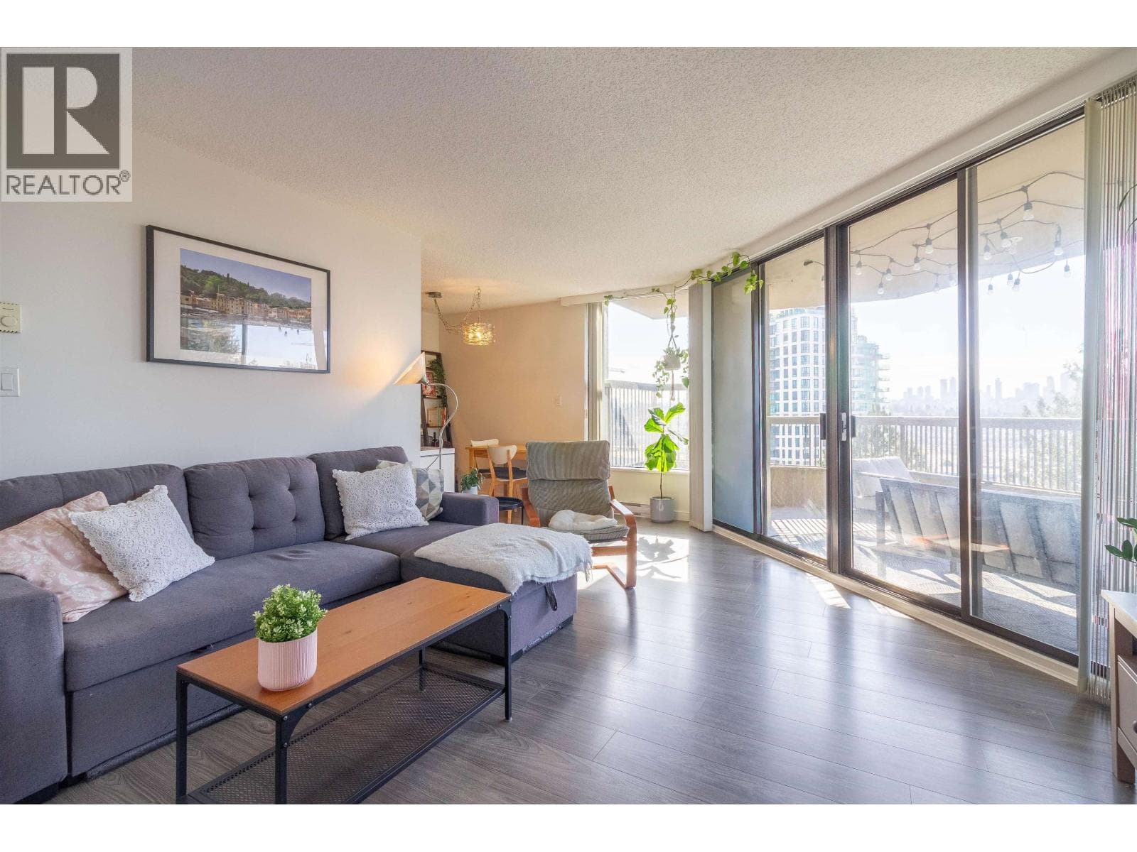 908 2041 BELLWOOD AVENUE photo 5