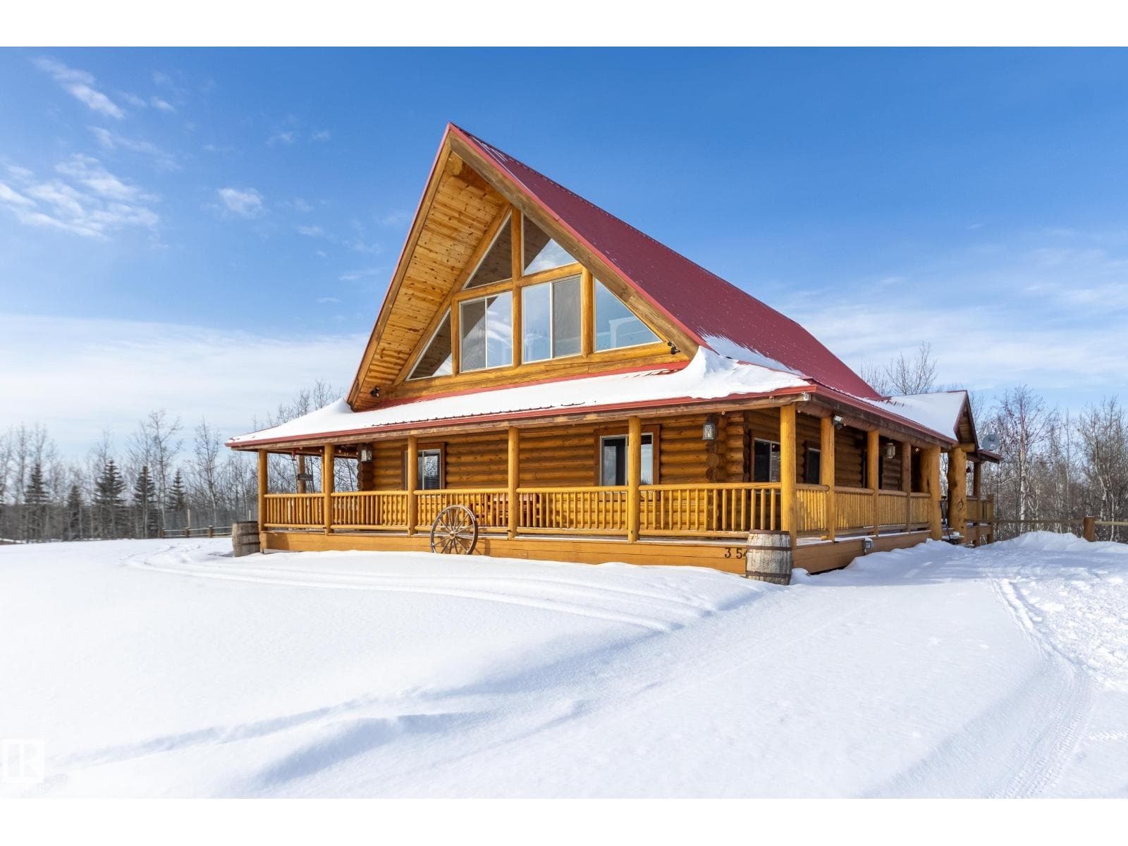 3 bed 2 bath single family at #3 54227 RGE ROAD 275 — $925,000