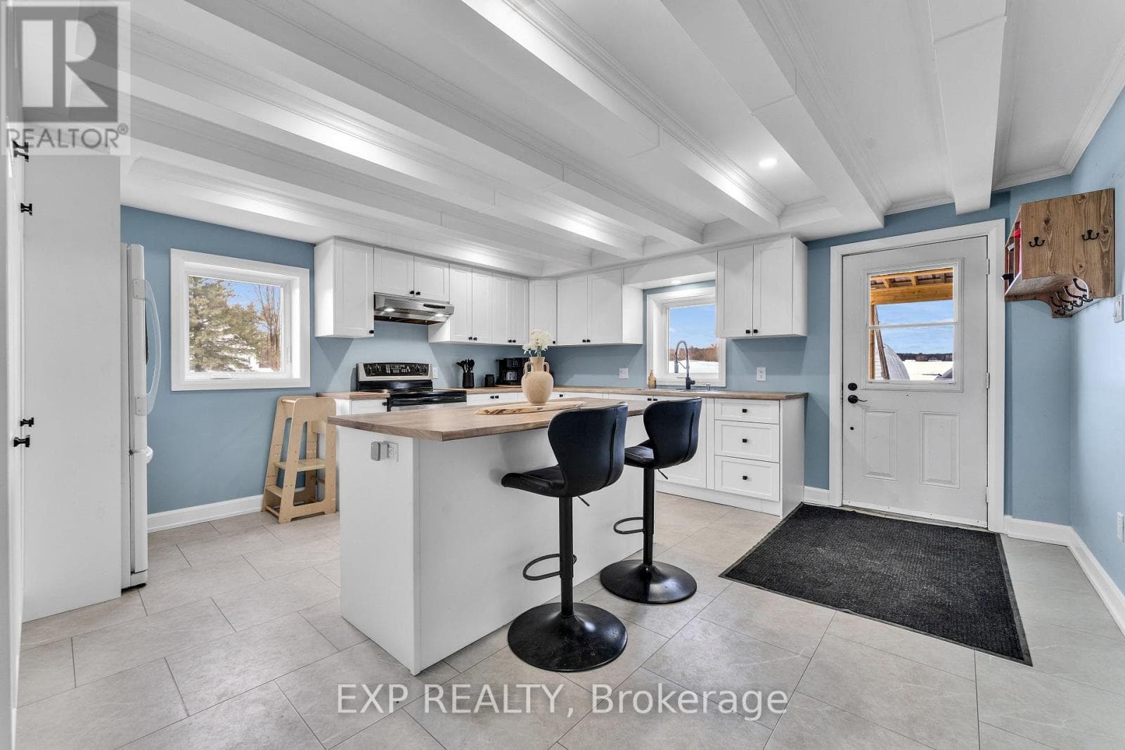 1526 LANDRY STREET photo 4