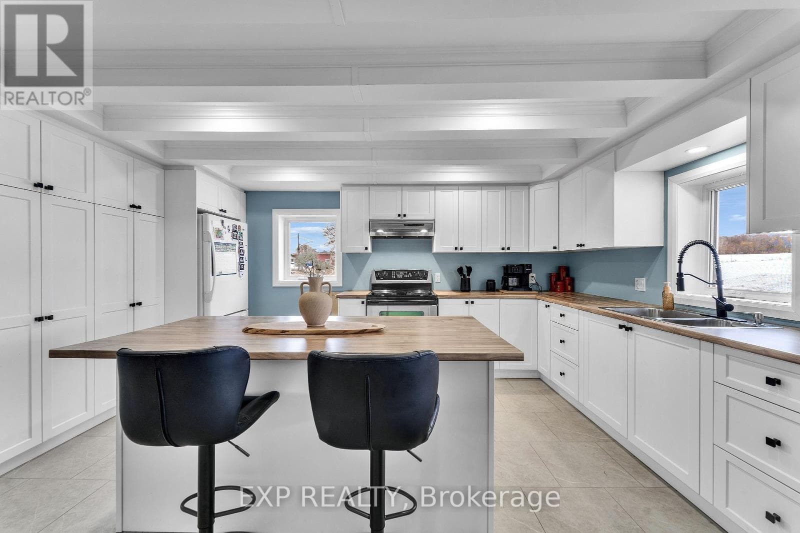 1526 LANDRY STREET photo 5