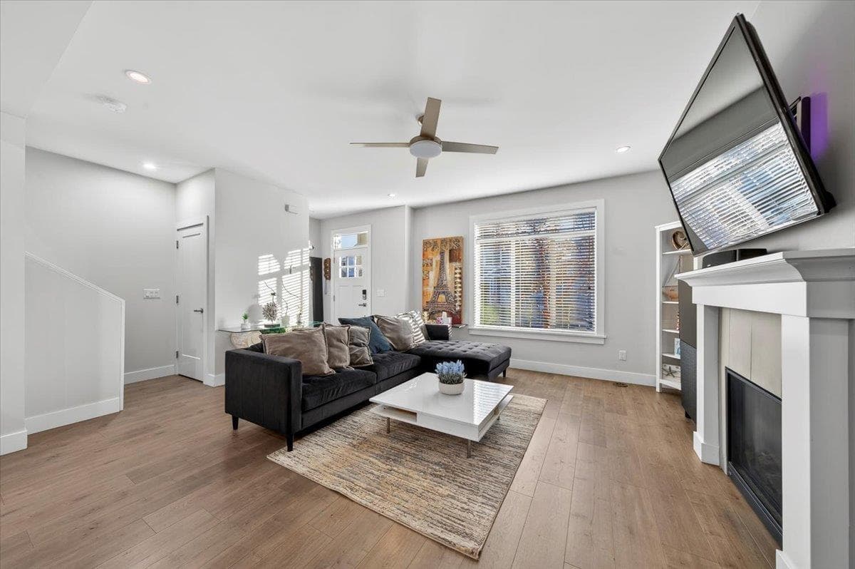 32579 ROSS DRIVE photo 3