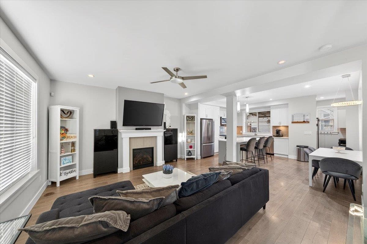 3 bed 5 bath single family at 32579 ROSS DRIVE — $895,000