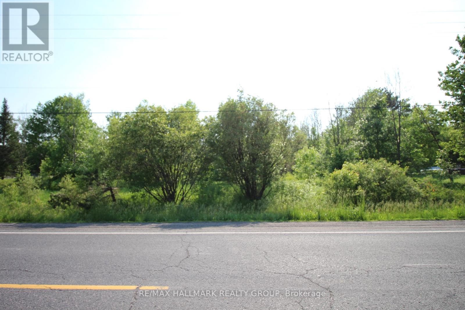 1286 JOANISSE ROAD photo 2